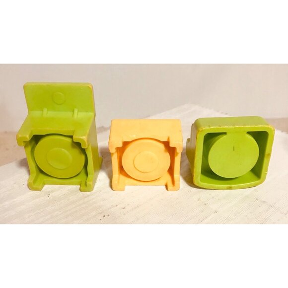 Vintage Fisher-Price Little People  Set Of 3 Chairs Arm Chair Teachers Chair Stu - Picture 4 of 6